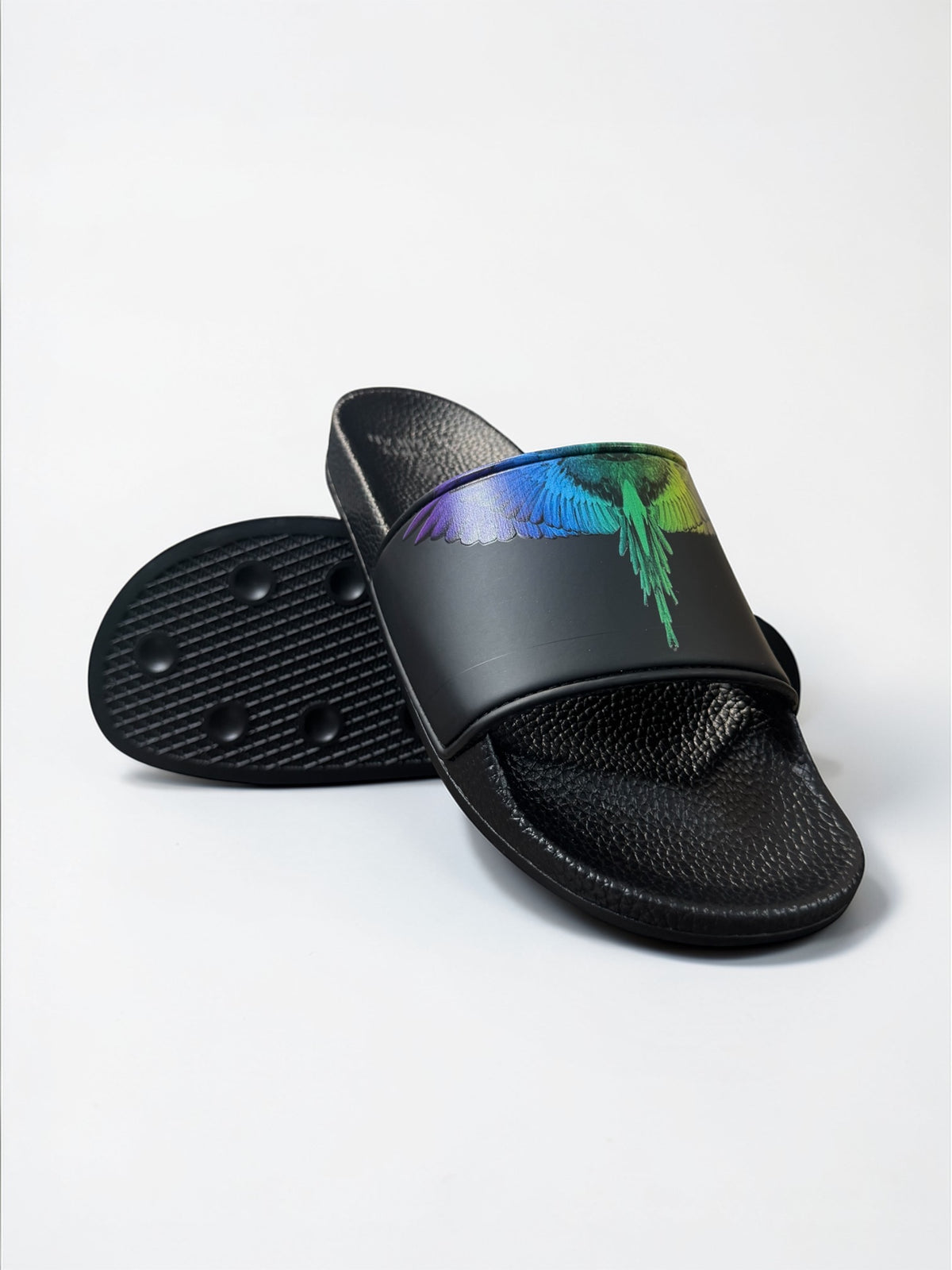COUNTY OF MILAN Marcelo Burlon Ciabatte Nere Con Logo Ali Multicolor