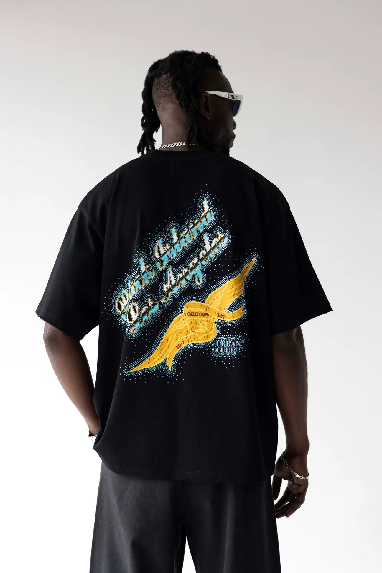 BLACK ISLAND T-Shirt In Cotone Nera Stampa Brillantinata Azzurra