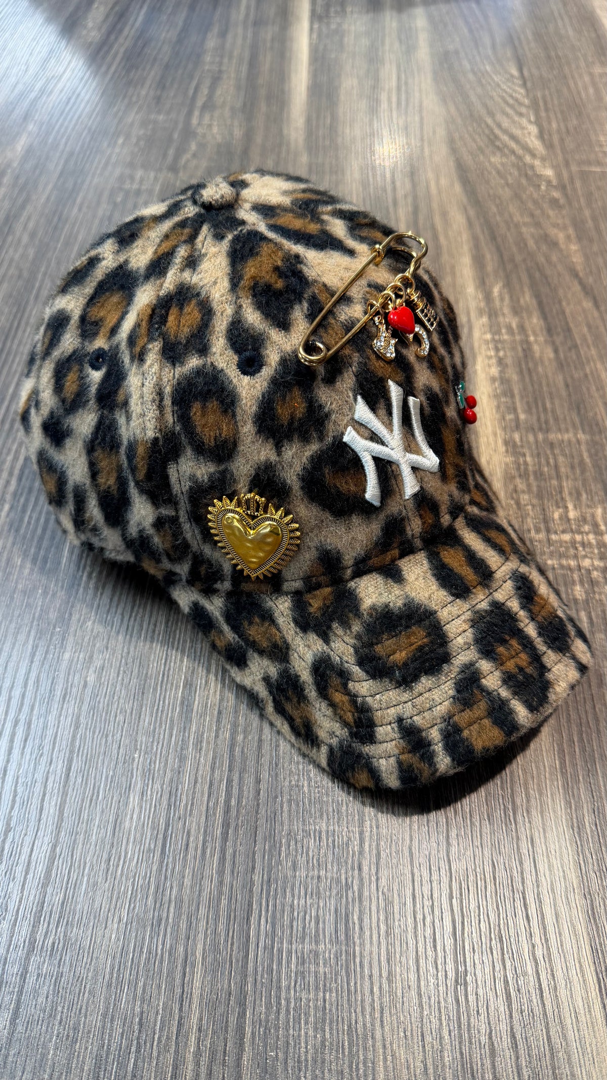 NEW ERA CUSTOM CON STAMPA LEOPARDATA