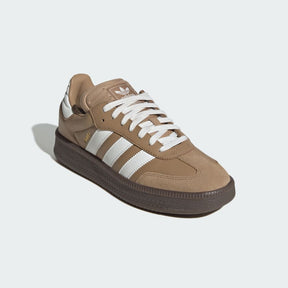 ADIDAS Samba XLG Uomo Sneakers In Pelle Con Camoscio Sulla Punta Con Suola In Gomma A Contrasto Marrone Con Strisce Beige