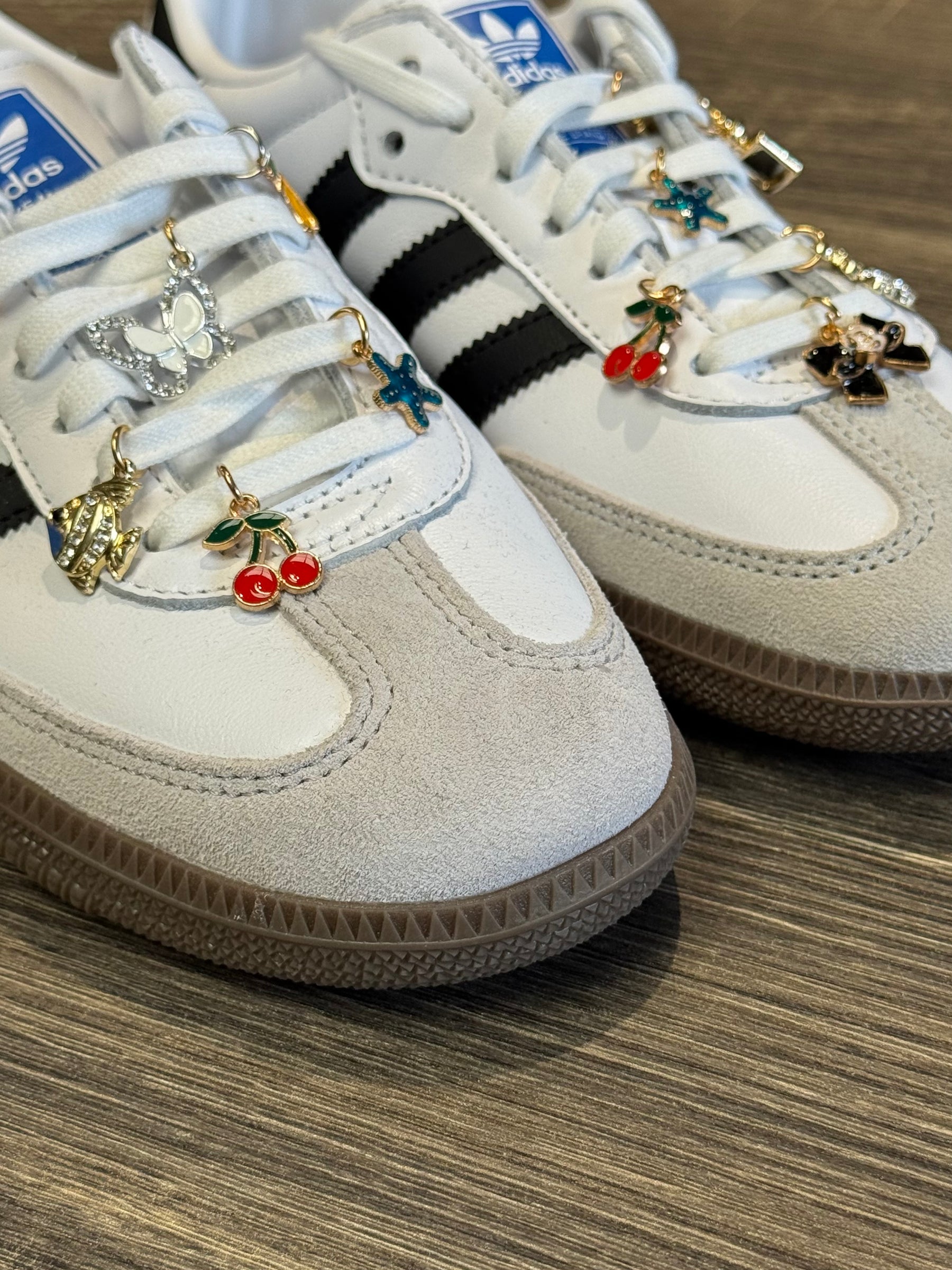 Adidas Samba Bianche e Nere Custom Charm