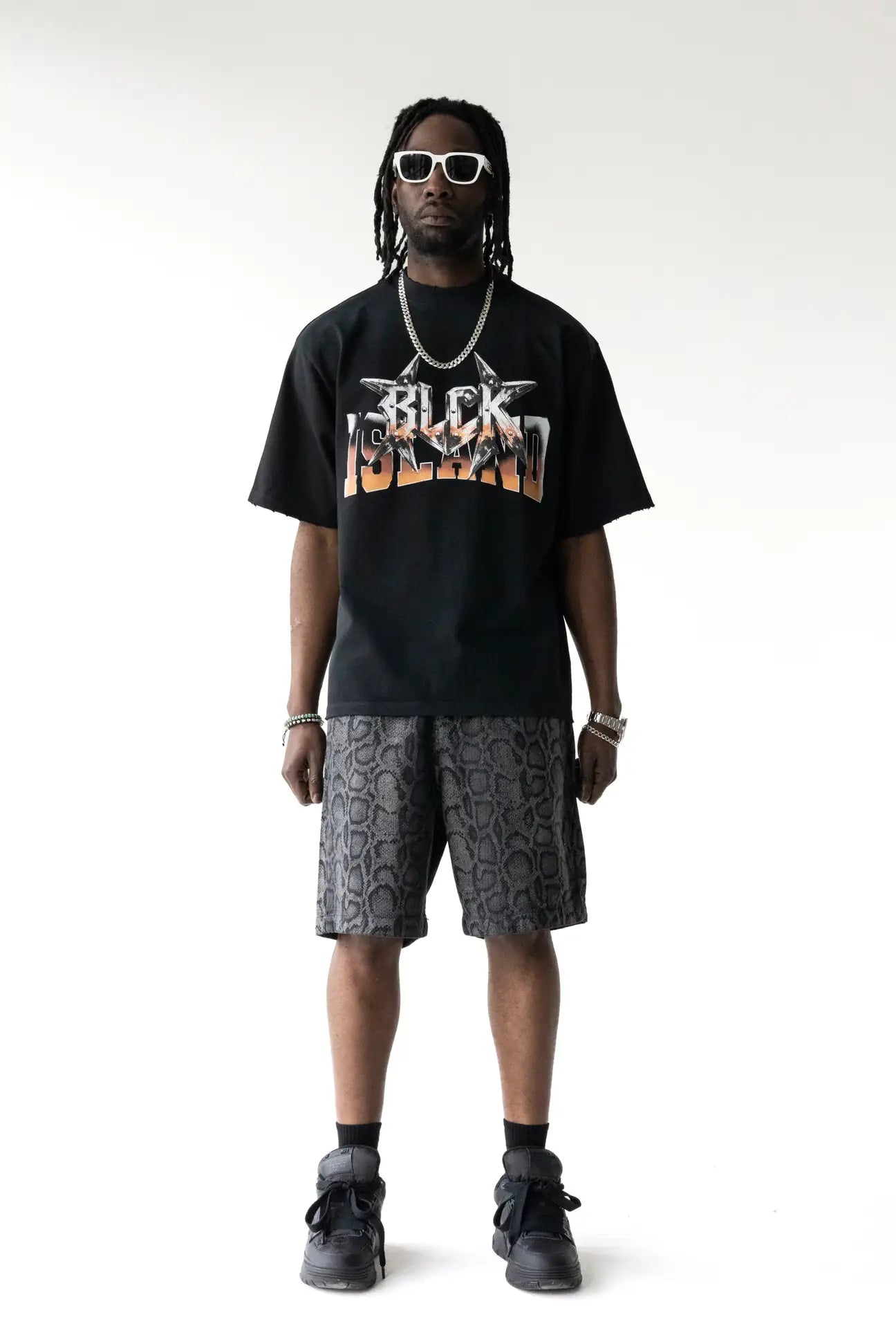 BLACK ISLAND T-Shirt In Cotone Sfumata Cropped Con Stampa Nera