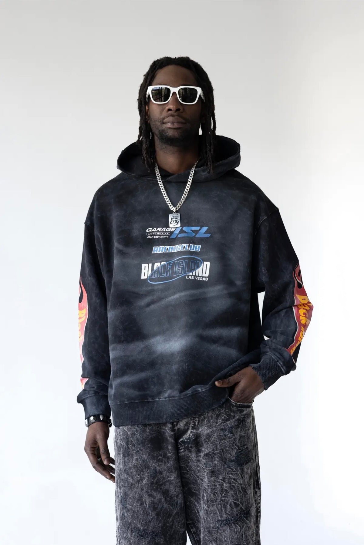 BLACK ISLAND Felpa In Cotone Sfumata Con Stampa Fronte-Manica e Retro Nero Stone Wash