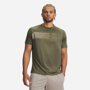 UNDER ARMOUR T-Shirt Tech Graphic Con Stampa Verde