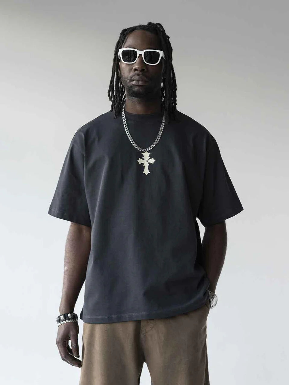 BLACK ISLAND T-Shirt In Cotone Con Stampa Croce Grigio Scuro