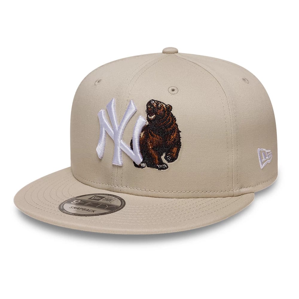 NEW ERA Cappello con visiera 9 FIFTY Fitted New York Yankees Beige Con Logo E Dettagli Ricamato