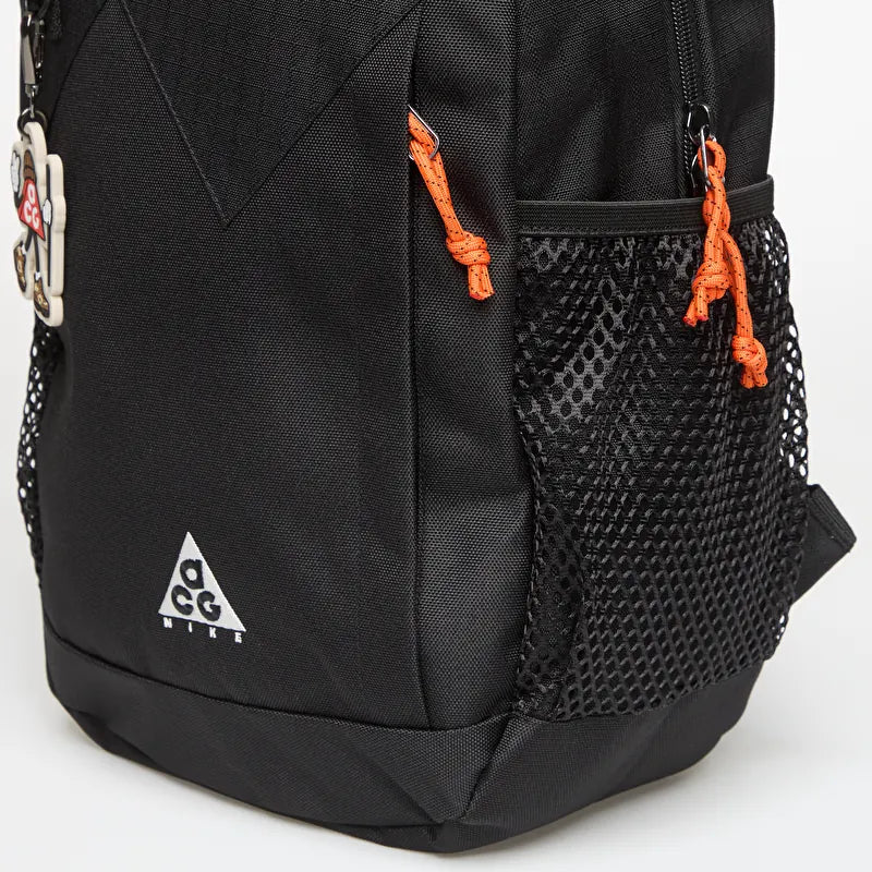 NIKE Zaino ACG in Tessuto Con Dettagli Ricamti Nero