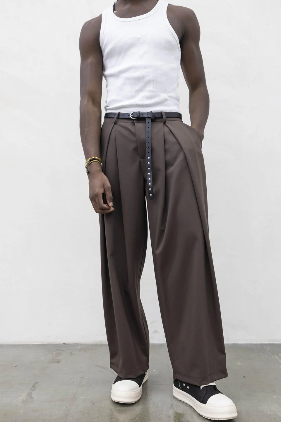 PRESENT DAY Pantalone Super Penc Marrone