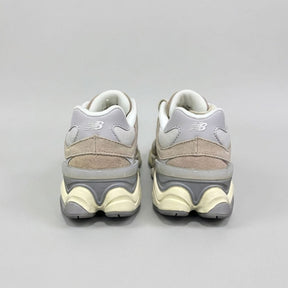 New Balance 9060 Beige Scuro