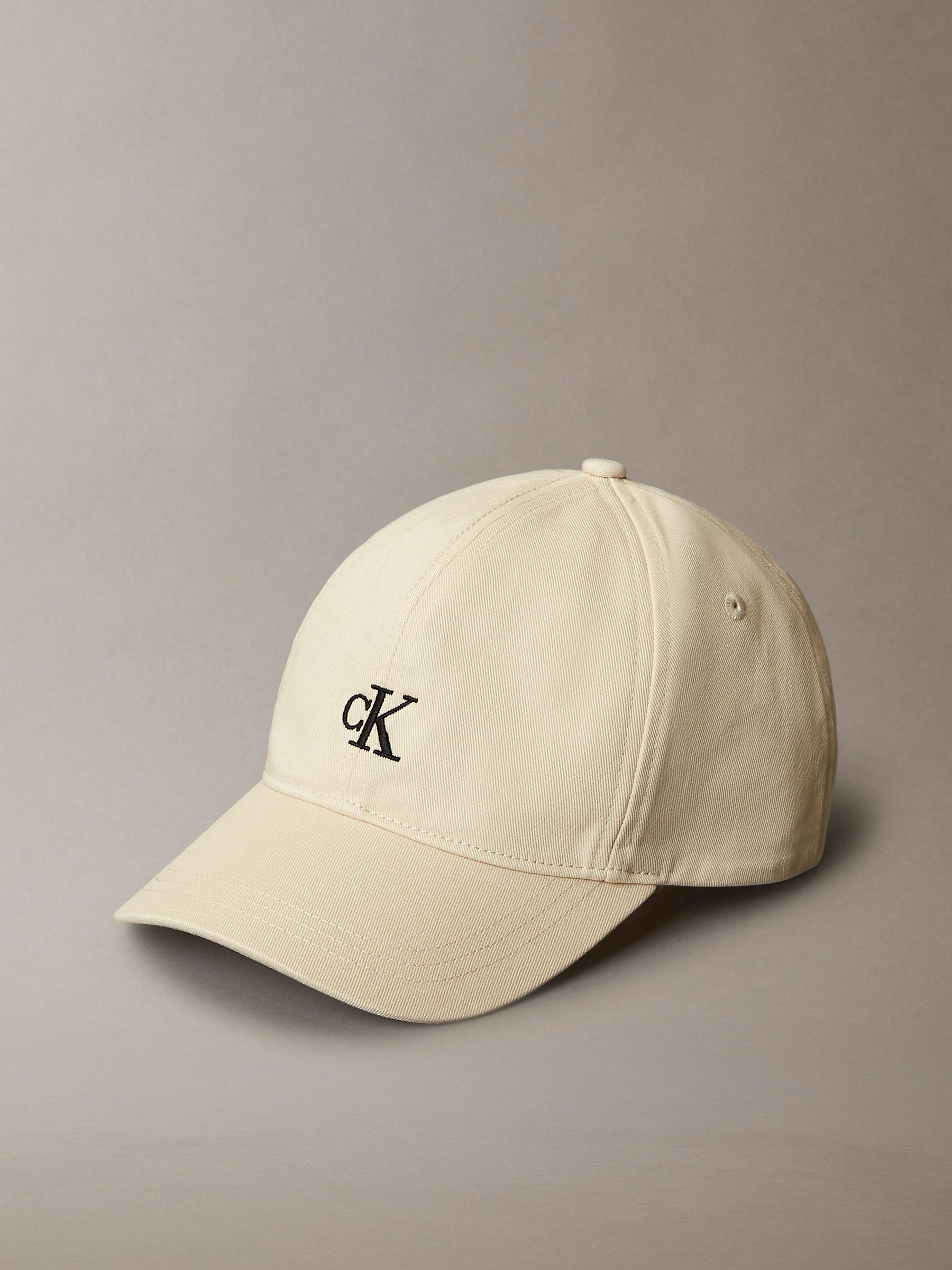 CALVIN KLEIN Cappello Beige Visiera Curva