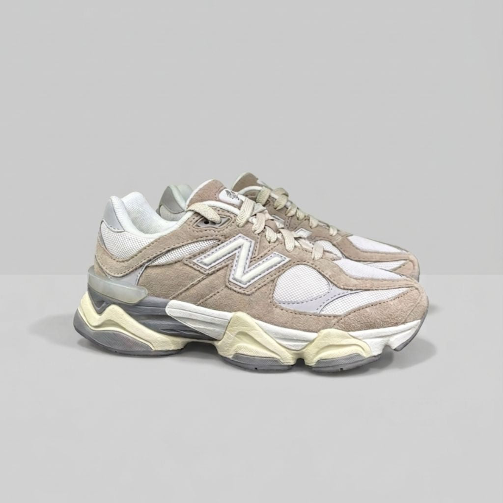 New Balance 9060 Beige Scuro