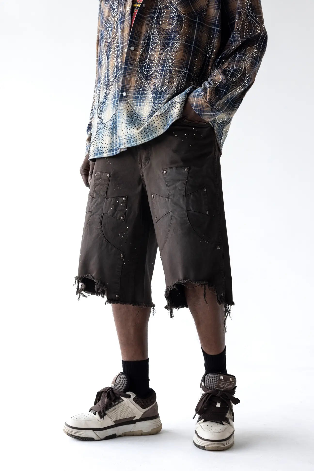 BLACK ISLAND Bermuda Jeans Jorts Con Dettagli Croci in Rilievo Marrone Stone Wash