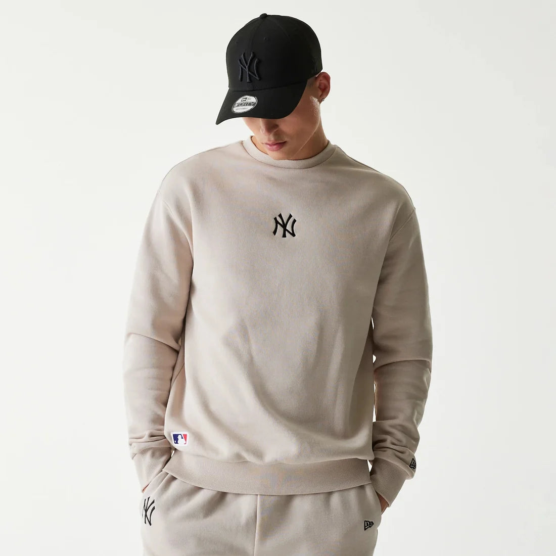 NEW ERA Tuta Completa Senza Cappuccio Logo NY Beige