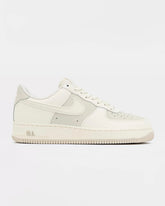 NIKE Air Force 1 In Pelle Panna/Beige