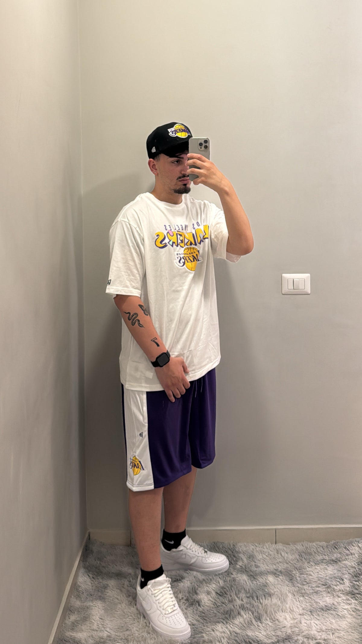 COMPLETINO LAKERS