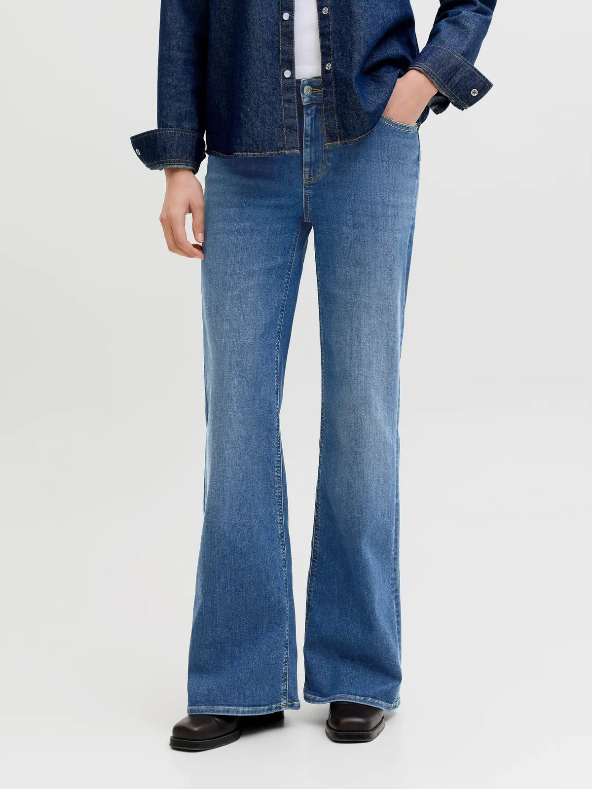 JXROME FLARED DONNA JEANS C220