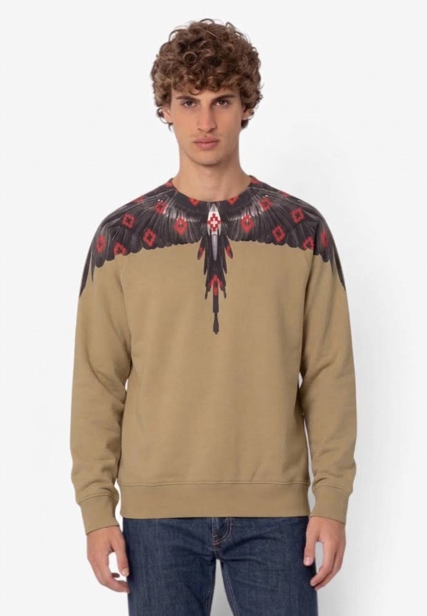 COUNTY OF MILAN Felpa Girocollo Marcelo Burlon Beige Con Ali Grigie e Multilogo Rossi