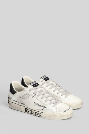 CRIME LONDON Distressed Bianca Con Scritte Nere