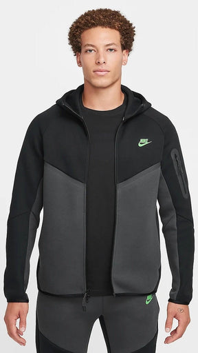 NIKE TECH FLEECE completa nera e grigia logo fluo - Nike abbigliamento