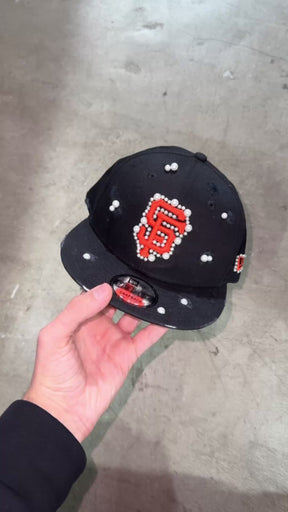 NEW ERA CUSTOM “San Francisco” Dettagli Perle Nero/Arancione
