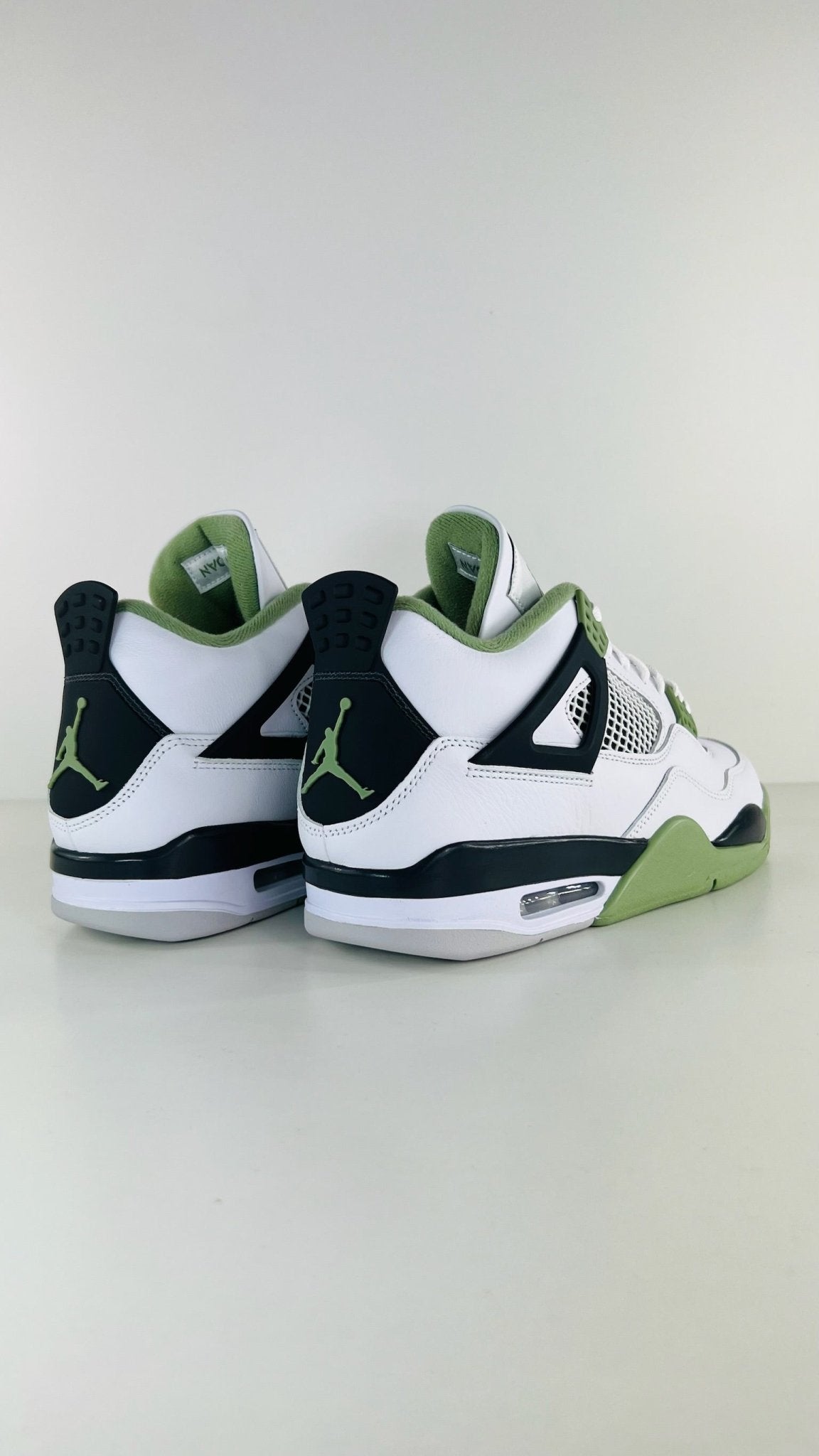 JORDAN 4 RETRO - Tommaseoclothing