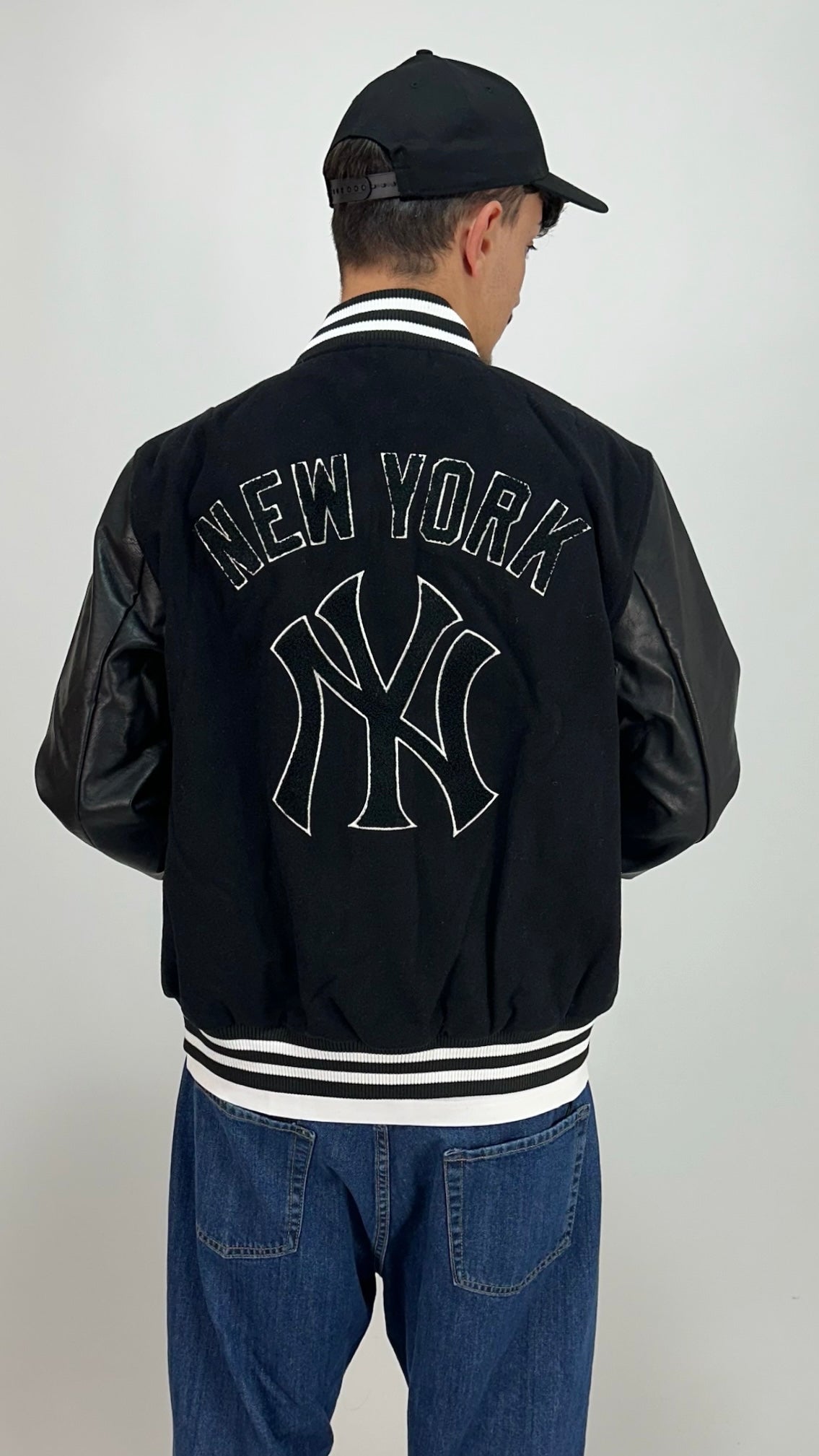 Varsity Jacket invernale new era Nero Uomo - Tommaseoclothing